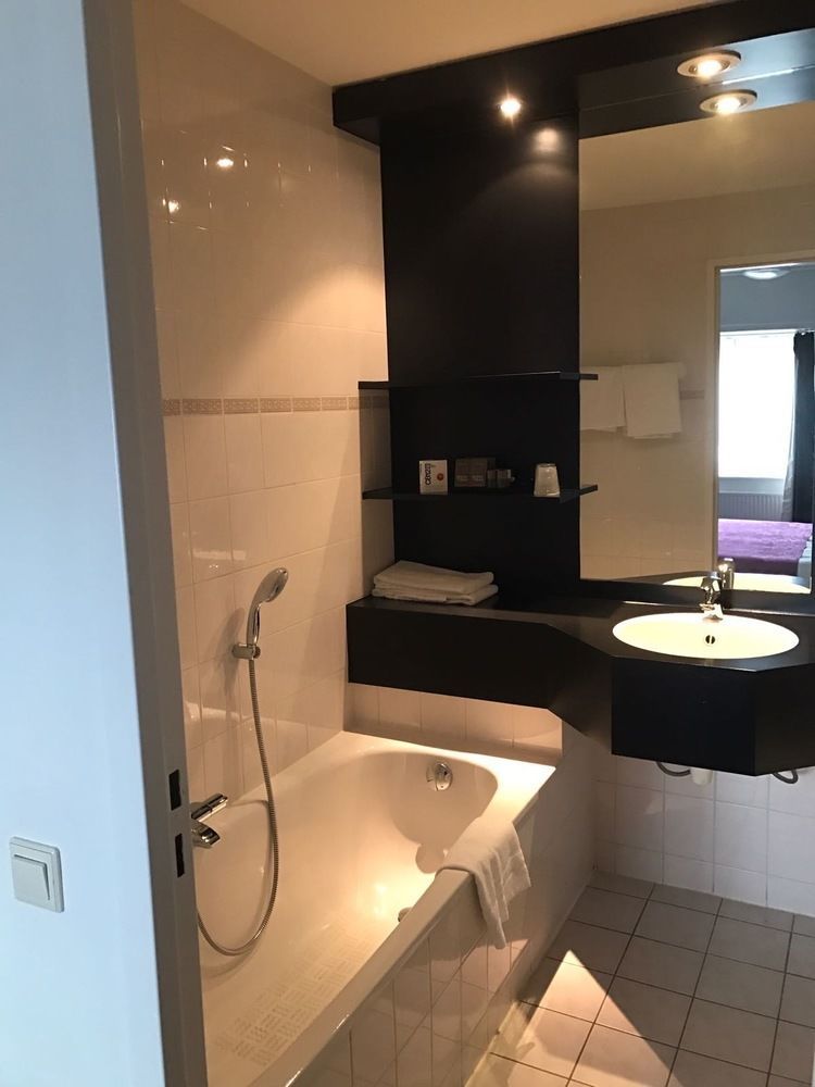 Van Der Valk Purmerend Zuidoostbeemster Exterior foto